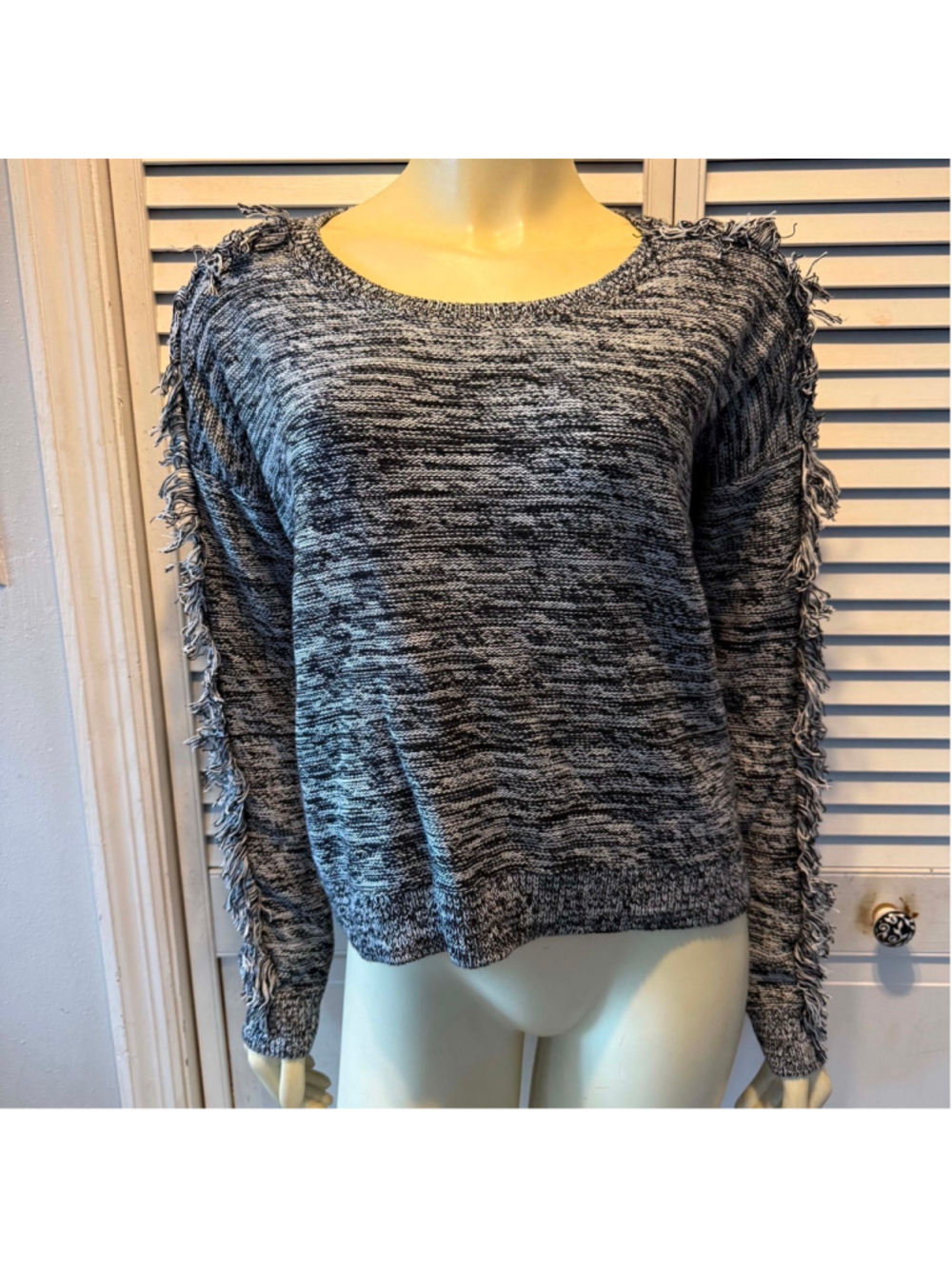 Women's GUESS Black & White Fringe Crew Neck Sweater S